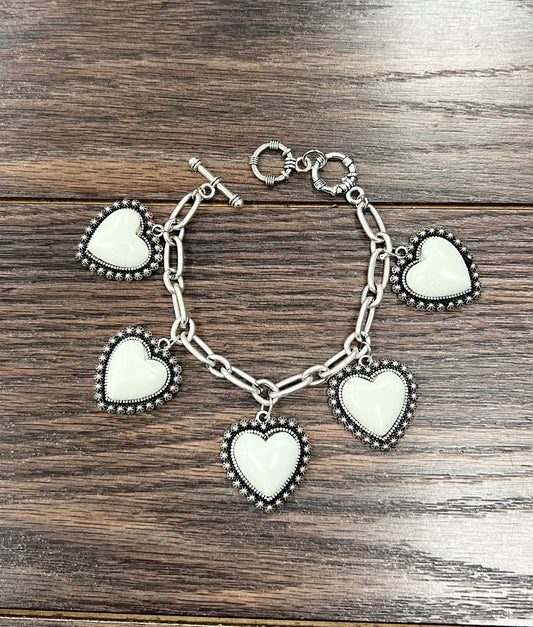 Hearts charm bracelet